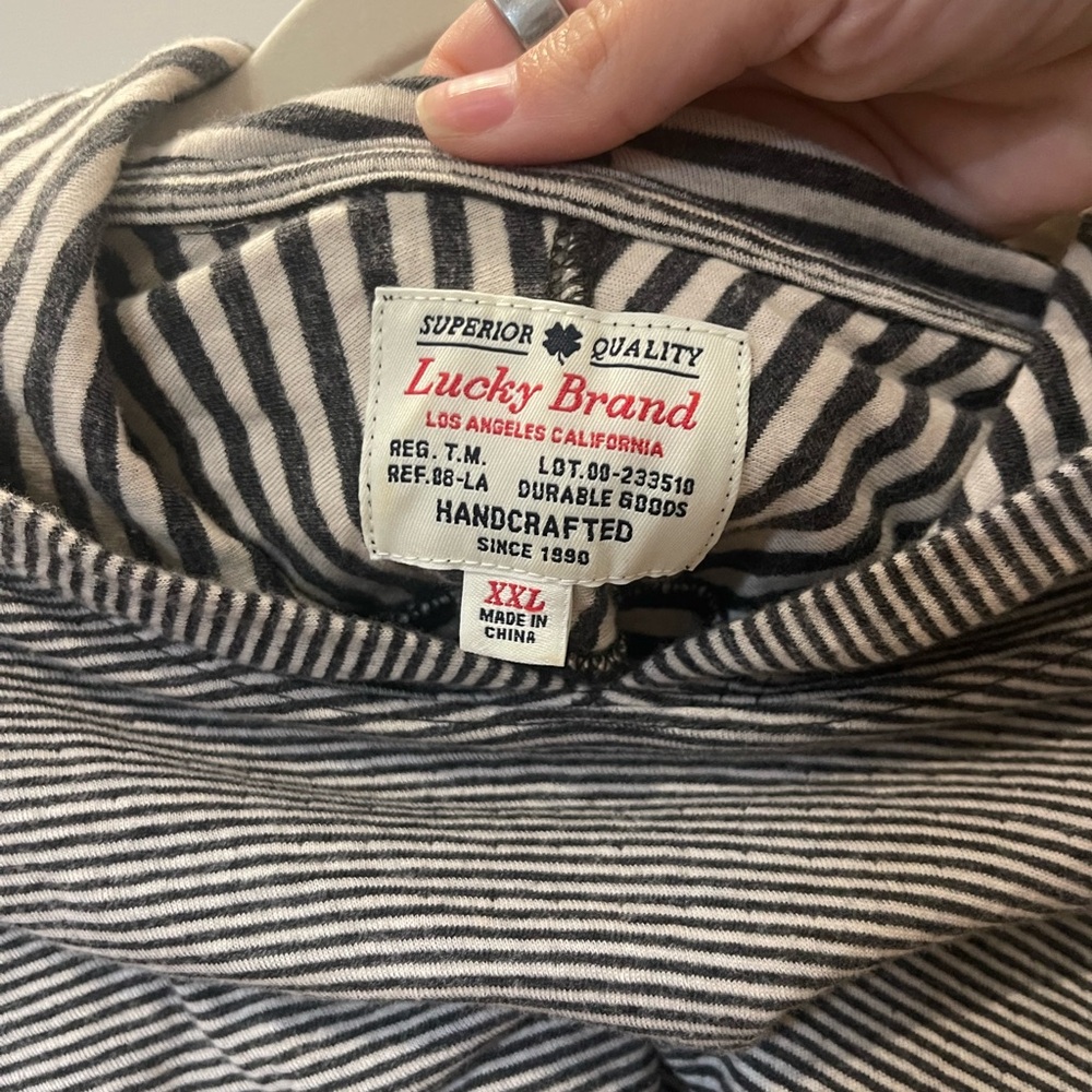 Men’s Lucky brand hoodie